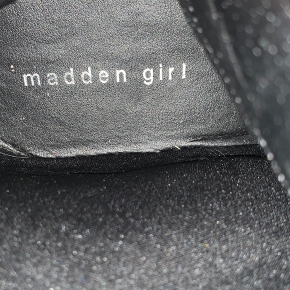MADDEN GIRL BRAND NEW SIZE 11 JET BLACK & SUPER CUTE COMBAT BOOTS - Picture 7 of 10